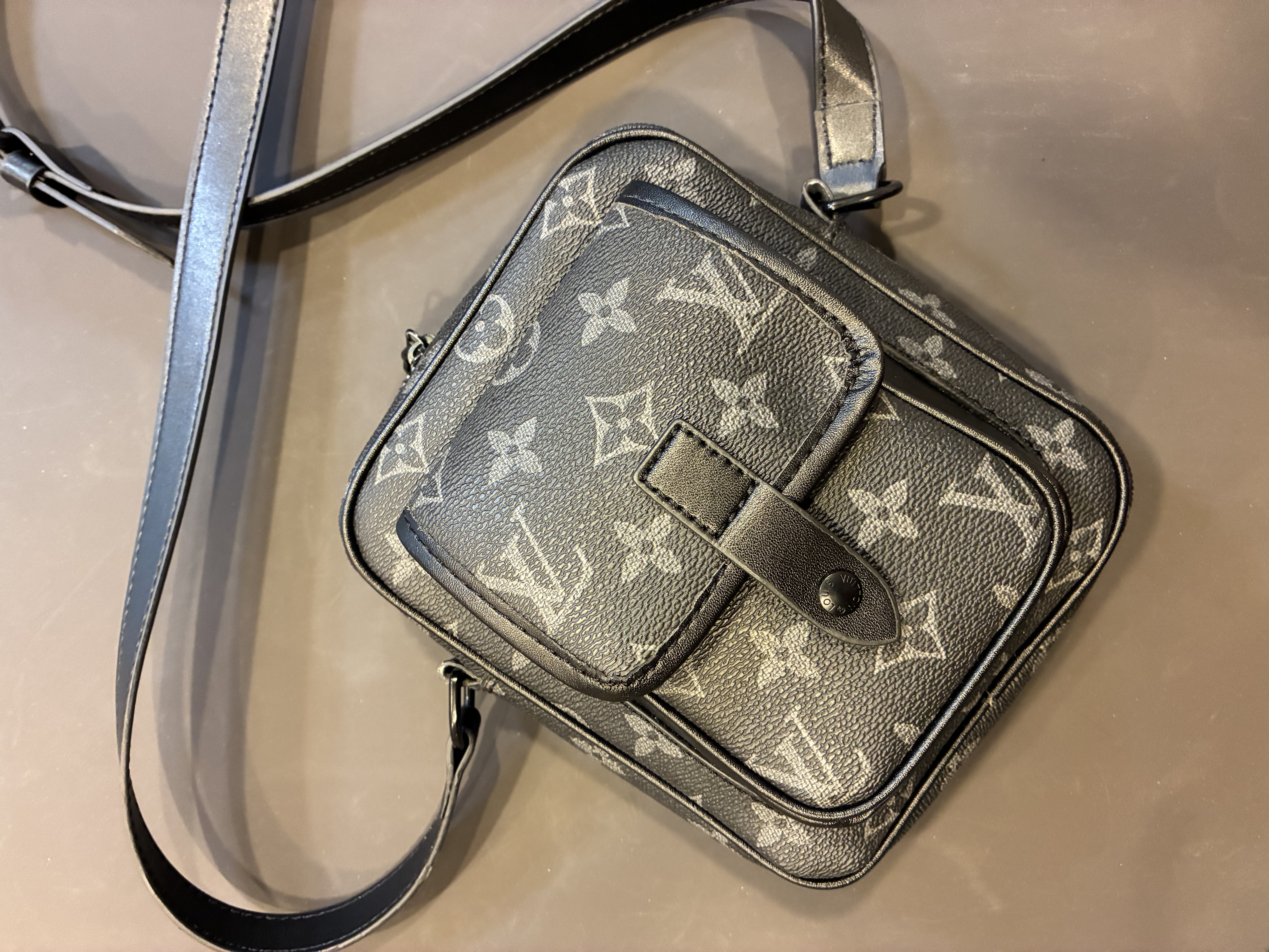 カバンのファスナーが壊れても