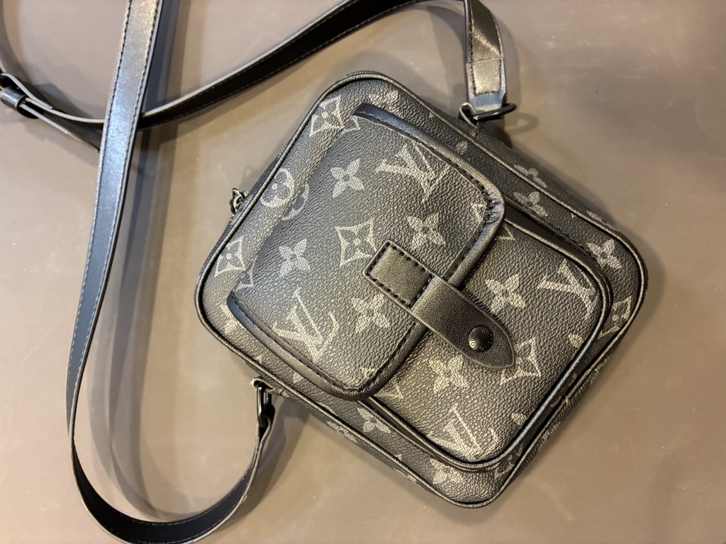 カバンのファスナーが壊れても